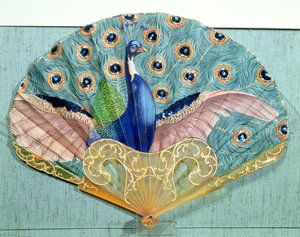 孔雀ファン、1905年頃（ホーンとシルク） 作： Adolphe Thomasse